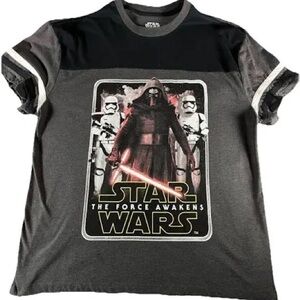 Star Wars men’s med Black, Gray, and Red item # 11063